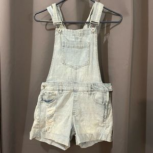 Dollhouse shorts size 7